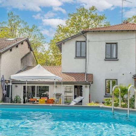 Maison A Lyon Parilly Avec Piscine, Jardin, Parking Prive & Proche Eurexpo Vénissieux Eksteriør billede